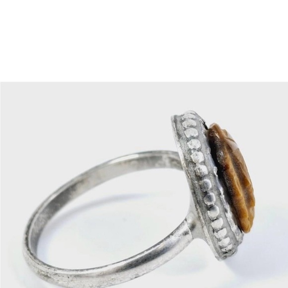 Vintage Sterling Silver Carved Tiger Eye Cameo Ring - Picture 7 of 9